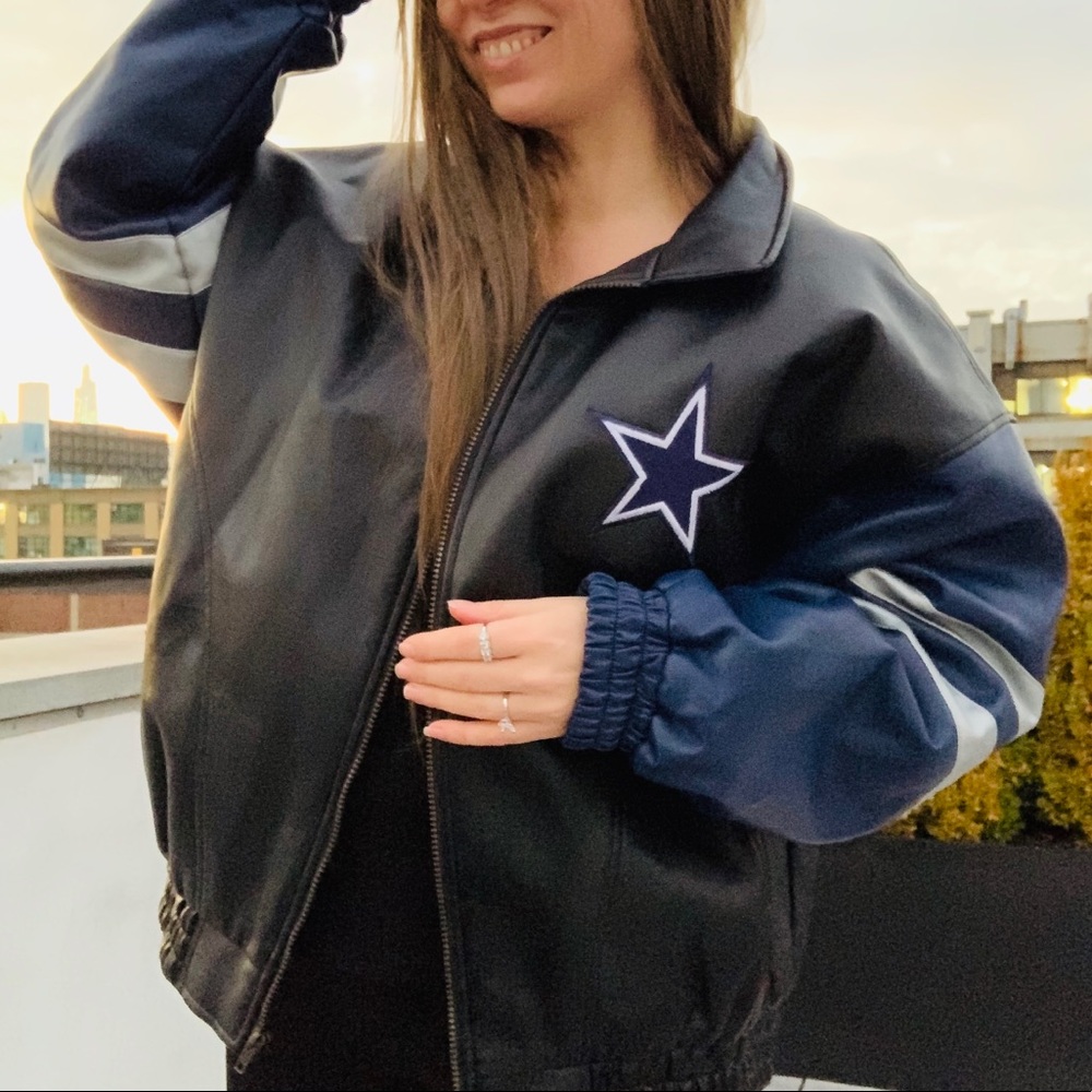 NFL GameDay Silver Blue Star Dallas Cowboys Jacket - Picture 14 of 16